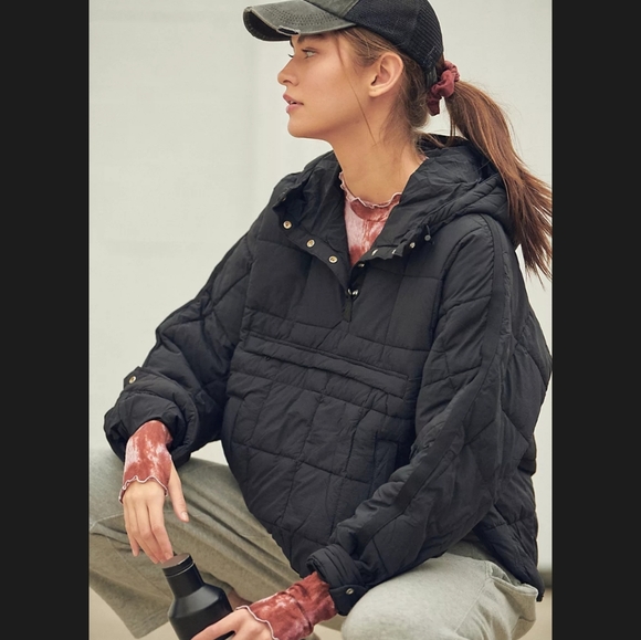 Free People FP Movement Pippa Packable Puffer Pullover - Picture 2 of 11